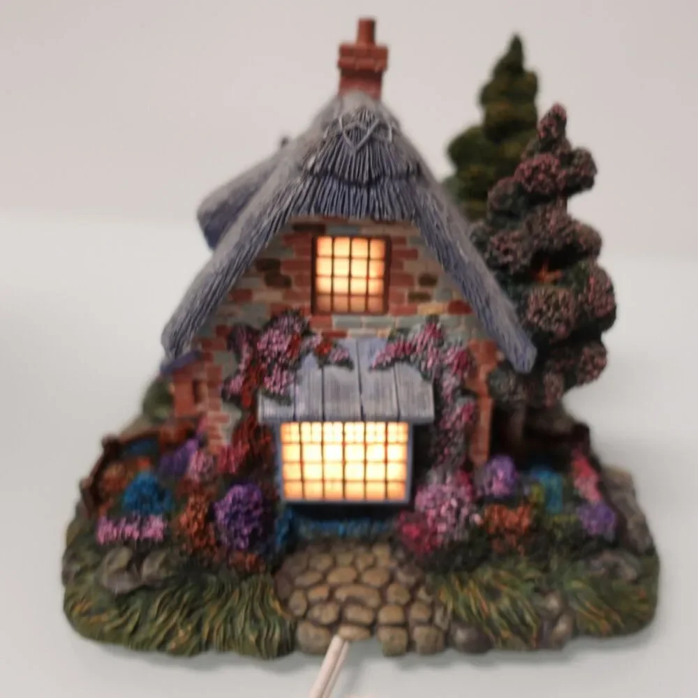 Hawthorne Village Seaside Thomas Kinkade Seaside Antiques Lighted COA 79638
